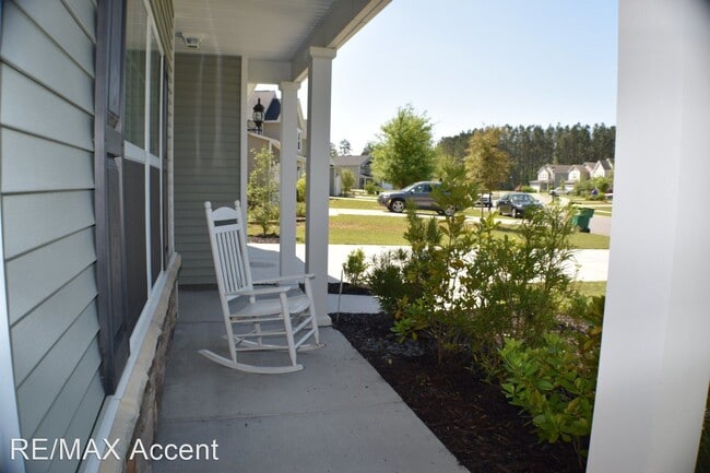 Foto del edificio - 4 br, 2.5 bath House - 164 Hamilton Grove ...