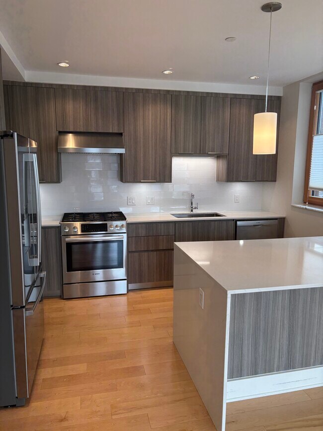 Foto del edificio - 240 Salem St