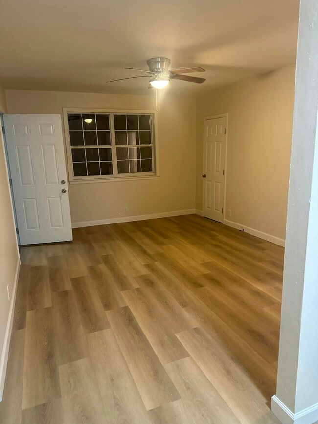 Foto del edificio - 724 S 4th St