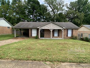 Building Photo - 4290 Davidcrest Dr