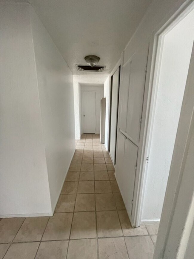 Foto del edificio - 5005 Cherokee Rd NE