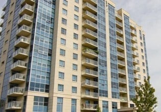Building Photo - Barrett Place II
