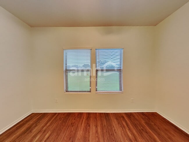 Foto del edificio - 2838 Wisner Cir