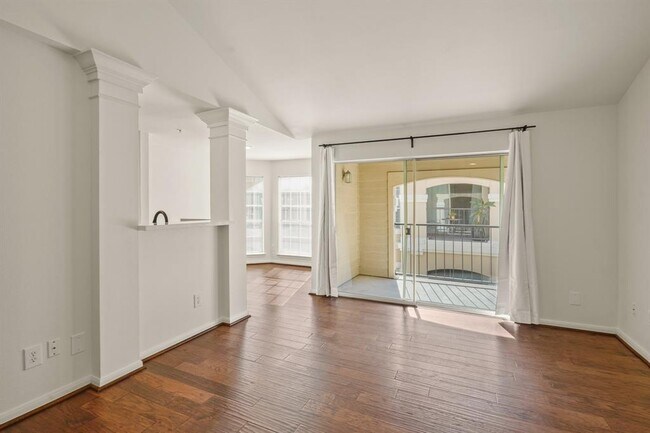 Foto del edificio - 3231 Allen Pkwy