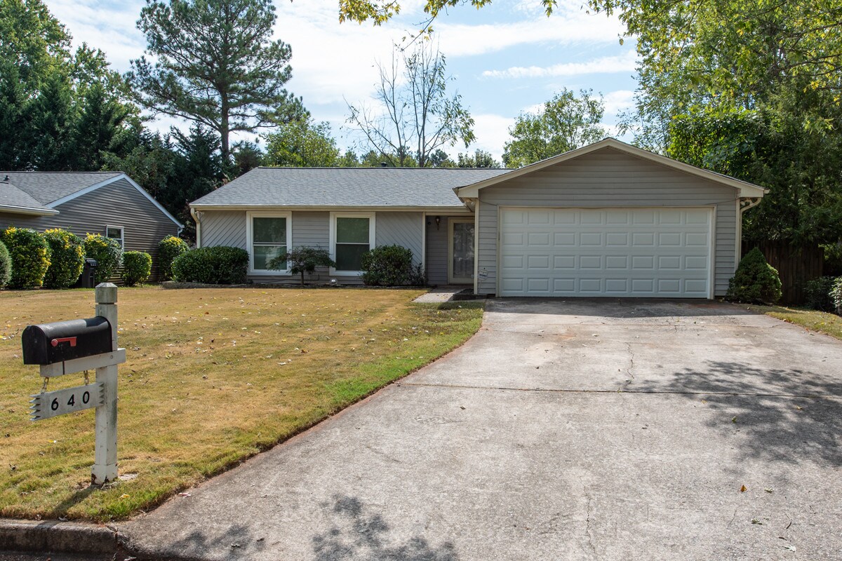 640 Singing Hills Ct, Roswell, GA 30076 House Rental in Roswell, GA