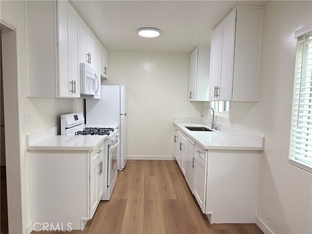Foto principal - 1528 Stanford St