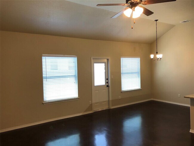 Foto del edificio - 378 Joanne Lp