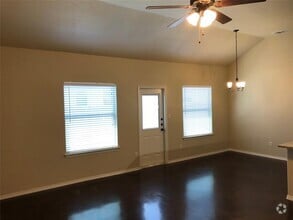 Building Photo - 492 Jack Rabbit Ln