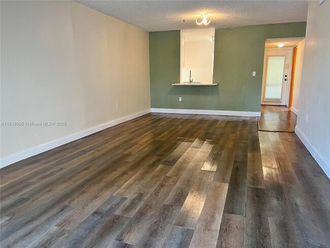 Foto del edificio - 1800 SW 81st Ave