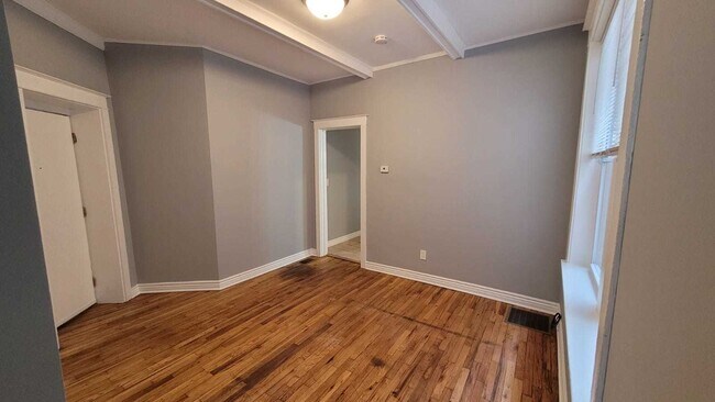 Foto del edificio - 4056 W Hirsch St
