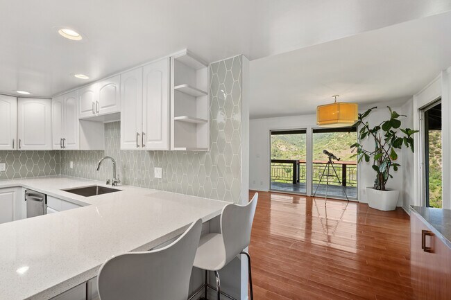 Foto del edificio - 2843 Lambert Dr