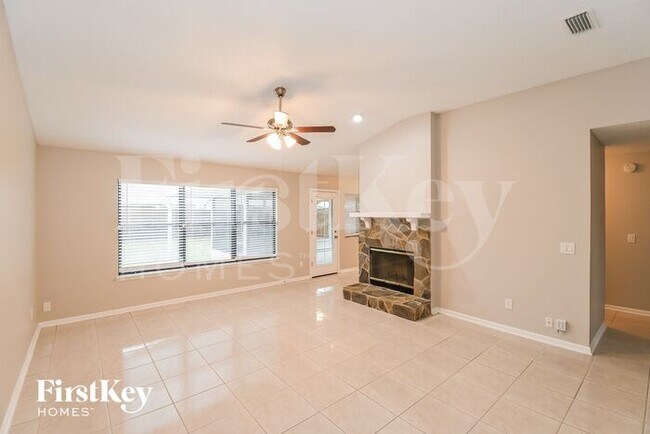 Building Photo - 8519 Moss Pointe Trail S