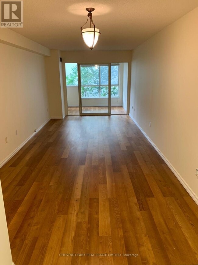 Building Photo - 225 Davenport Rd