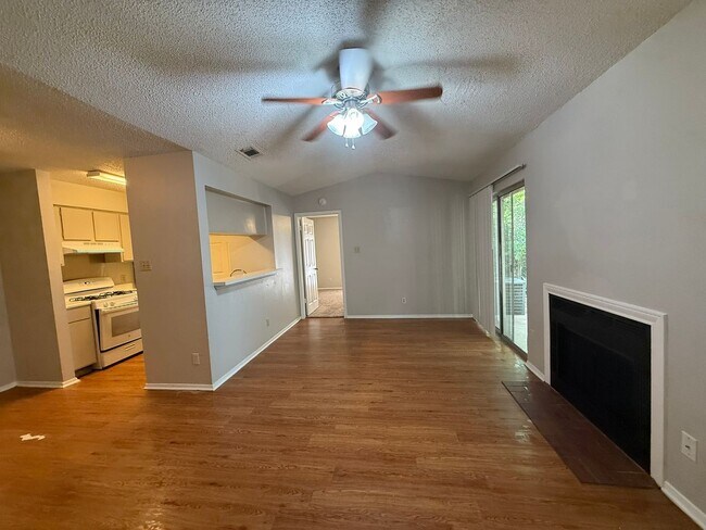 Foto del edificio - Vigil Properties2 (12812 Tomanet Trl)