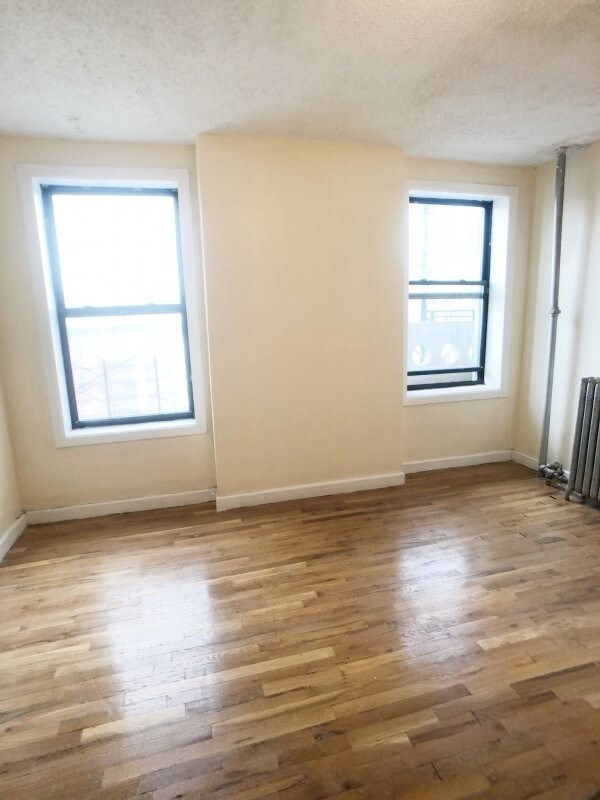 Foto del edificio - 60 W 129th St