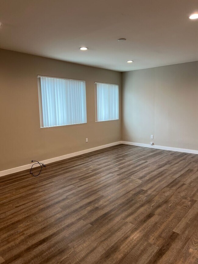 Foto del edificio - 2806-2810 Partridge Ave.