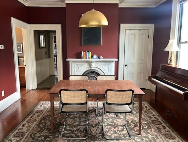 Building Photo - 69 Grove St