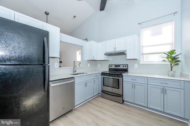 Primary Photo - 13321 Cloverdale Pl