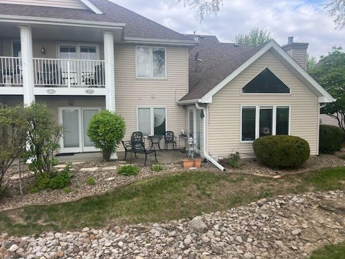 Foto del edificio - Rent - $2200 - 2 bed Condo in Bos Landen