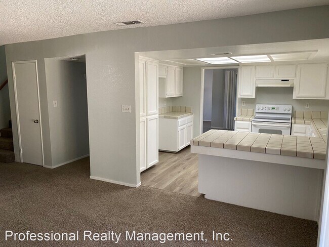 Foto del edificio - 3 br, 2.5 bath House - 9004 COULTER CT.