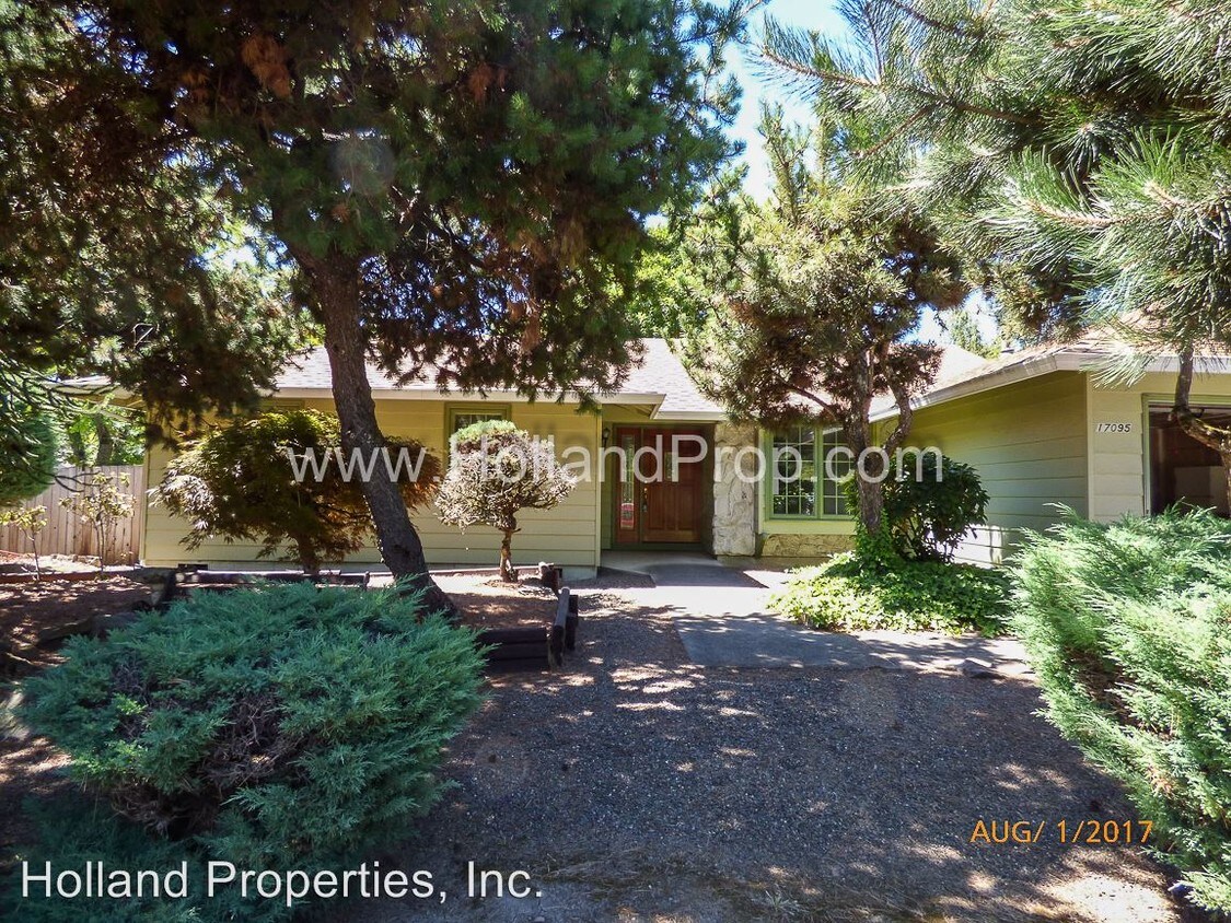Primary Photo - 17095 NW Somerset Dr