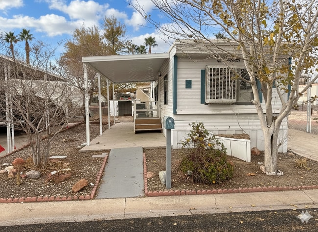 Foto del edificio - 3601 E Wyoming Ave