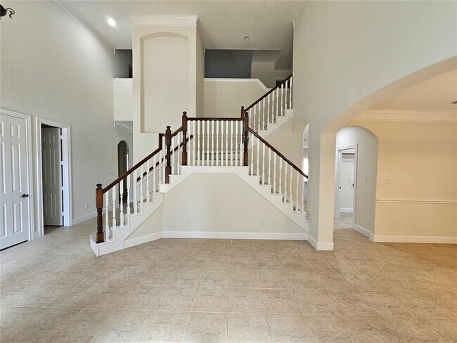 Foto del edificio - 12503 Rosewood Way Ln