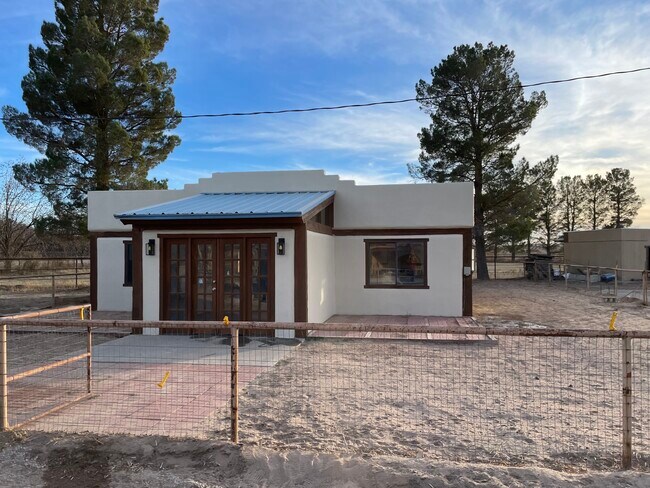 Building Photo - 750 Soukup Rd