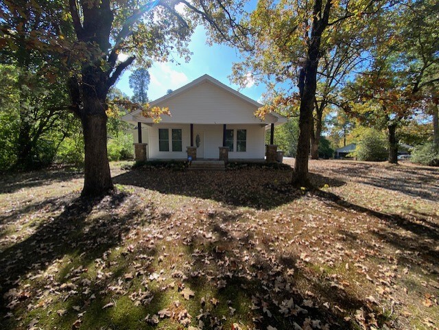 Building Photo - 1220 Golf Links Rd