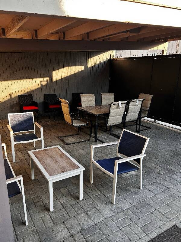 Foto del edificio - 712 N Fuller Ave