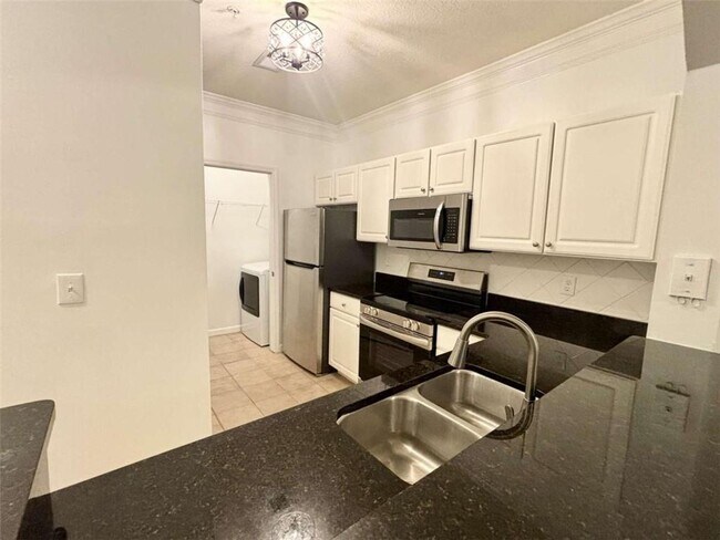 Building Photo - 1328 Westchester Ridge NE