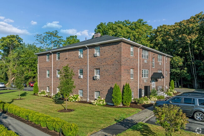 Building Photo - Silver Lake Apartments