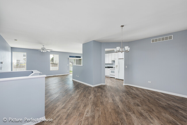 Building Photo - 24309 Whispering Trails Dr