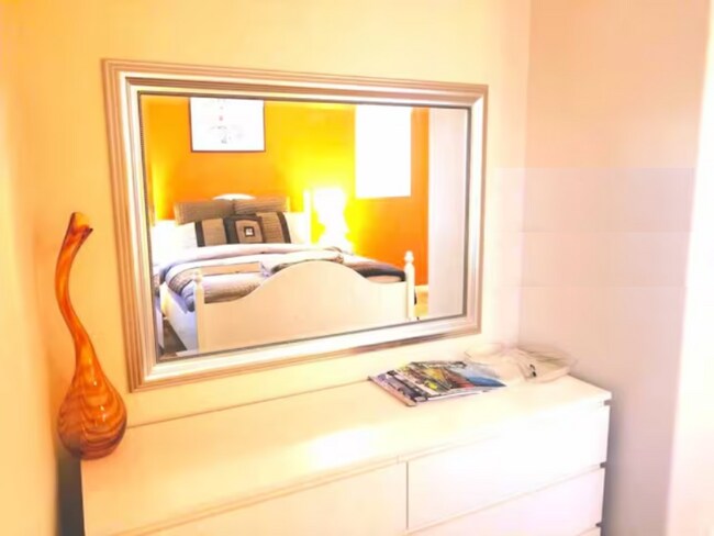 Foto del edificio - 4013 Sarasta Bay Dr