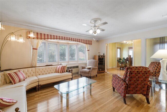 Foto del edificio - 193-15 Hillside Ave.