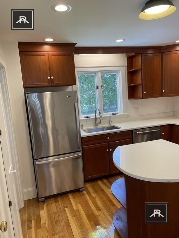 Foto del edificio - 4 bedroom in Brookline MA 02467