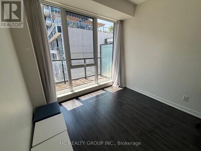 Building Photo - 18-618 Rean Dr
