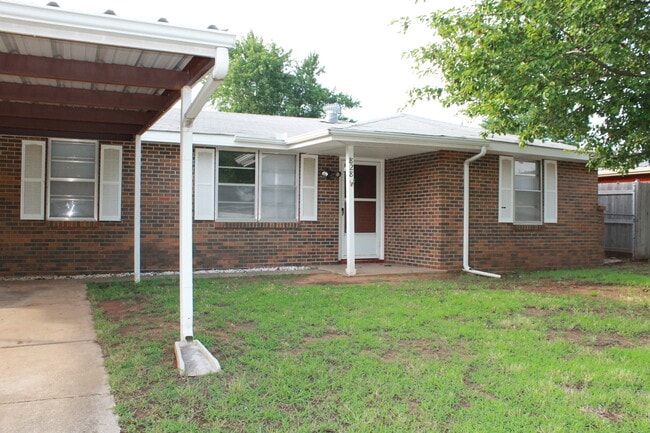 Photo - So Close to Tinker! House