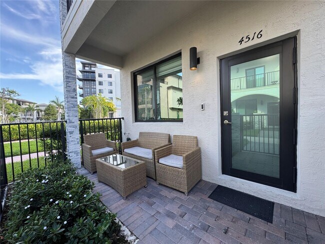 Foto del edificio - 4516 NW 83rd Path