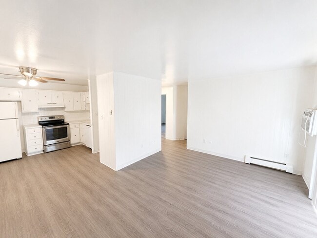 Photo - 1330 Zephyr St (Lakewood, CO) Apartment