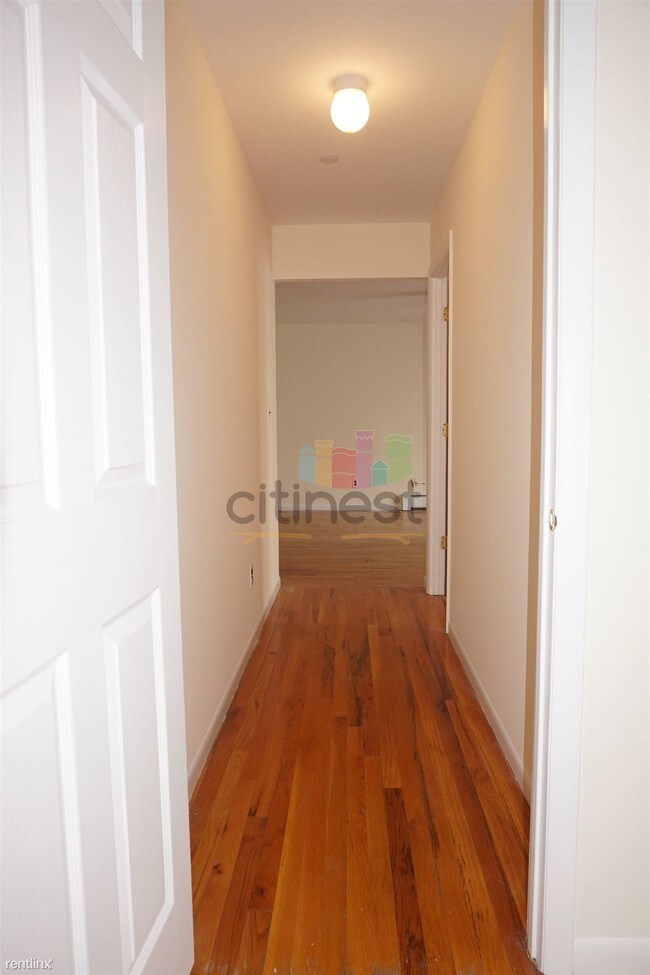 Building Photo - 475 Ovington Ave