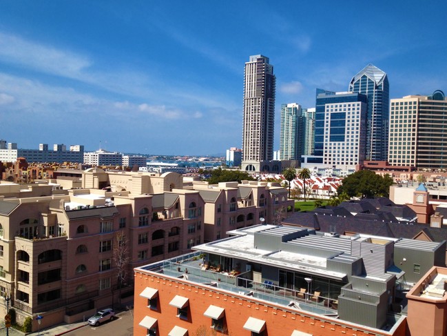 Vista de la ciudad - CityFront Terrace