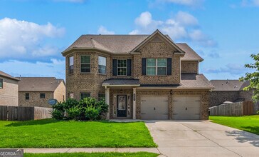 Building Photo - 419 Live Oak Pass