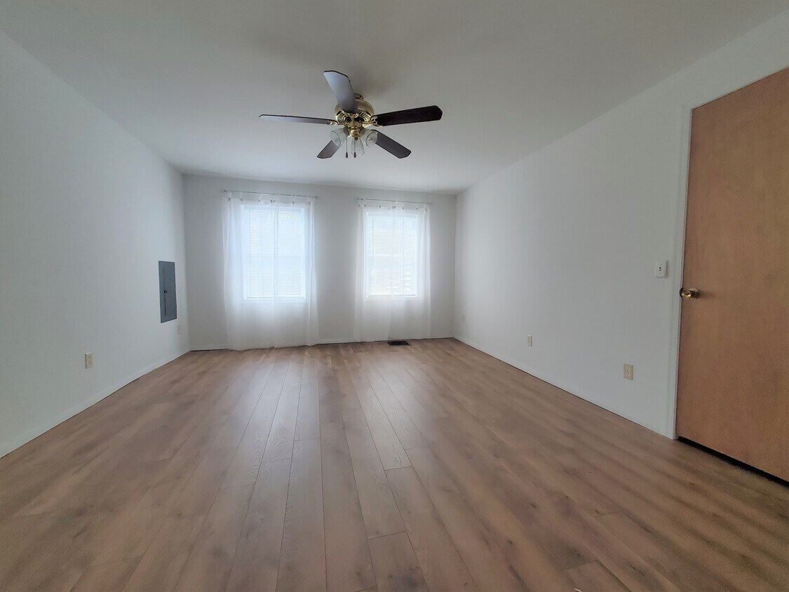 61 Pemberton Ave Unit 1, Oceanport, NJ 07757 Apartments in Oceanport