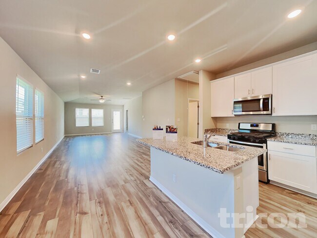 Foto del edificio - 3528 Stride Ln