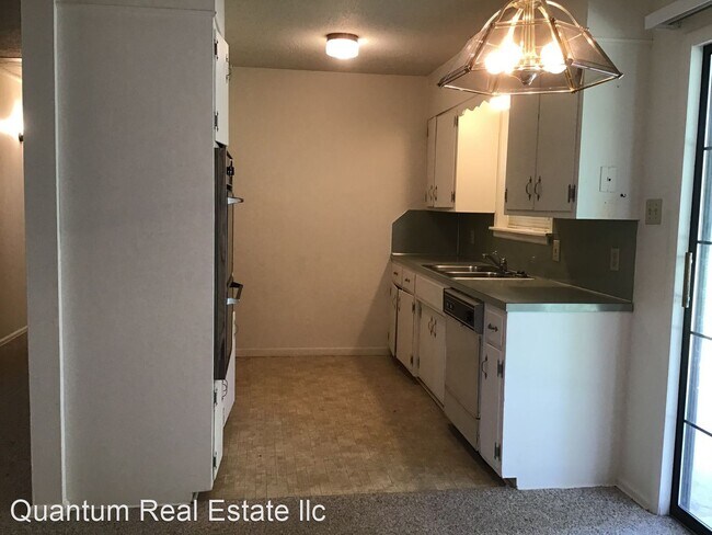 Foto del edificio - 3 br, 1 bath House - 8224 COLONY LANE