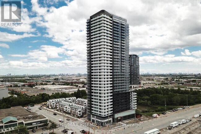 Photo du bâtiment - 7895-7895 Jane St