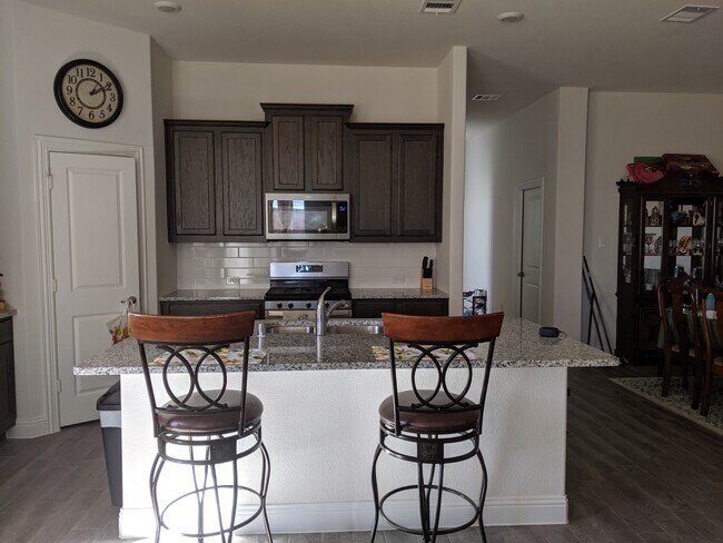 Building Photo - 4149 Beamer Dr