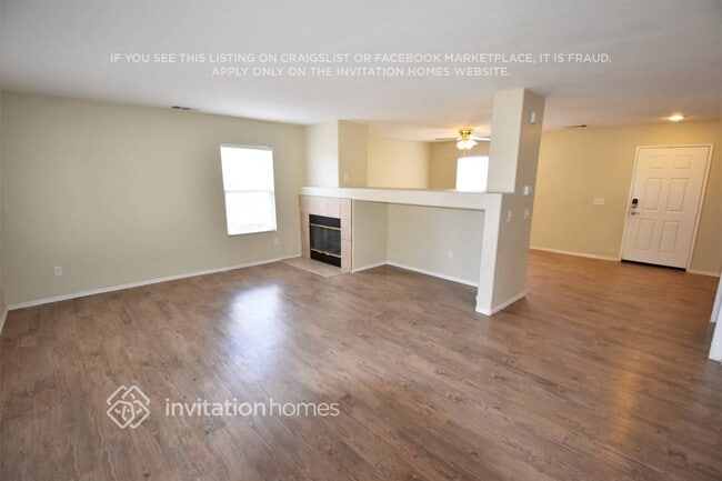 Building Photo - 38719 Erika Ln