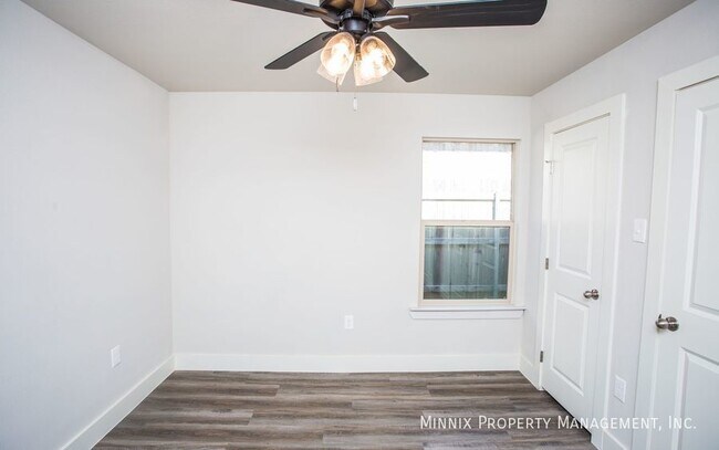 Building Photo - 2544 138th St